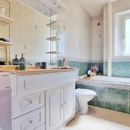 Le Doux Sejour 3 Bedroom 5 People Bathtub Lejlighed